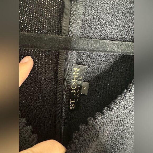 St. John Basics Black Knit Dress Sz 8 - Picture 3 of 7